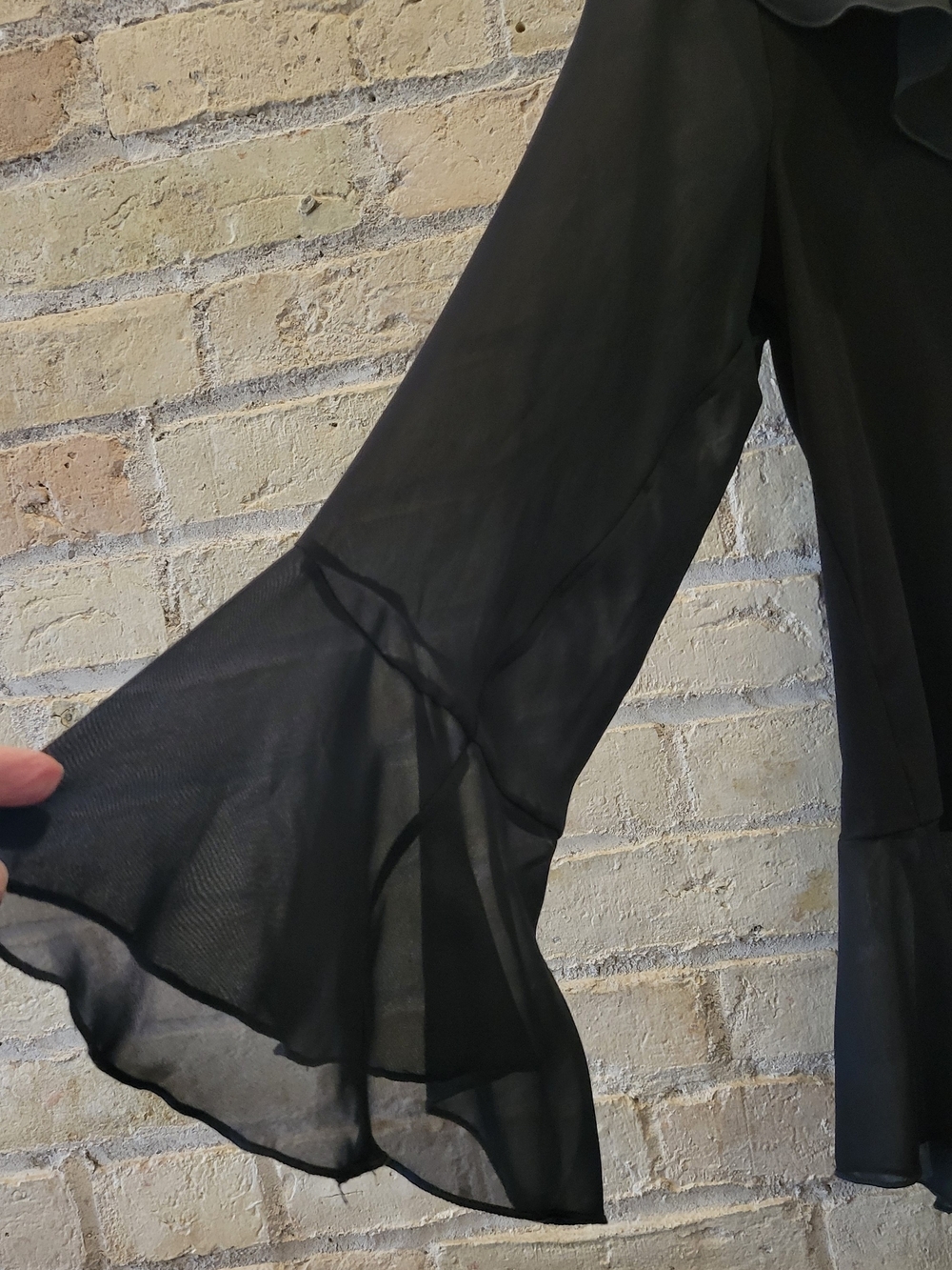OAK + FORT Black Ruffle V-Neck Blouse - Picture 2 of 2